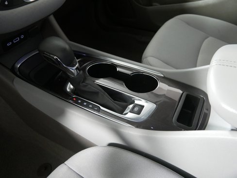 Used 2022 Chevrolet Malibu LT image 24