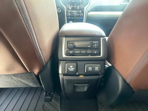 Used 2019 Subaru Ascent Touring w/ Popular Package #2A image 17