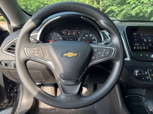 Used 2023 Chevrolet Malibu LT image 21