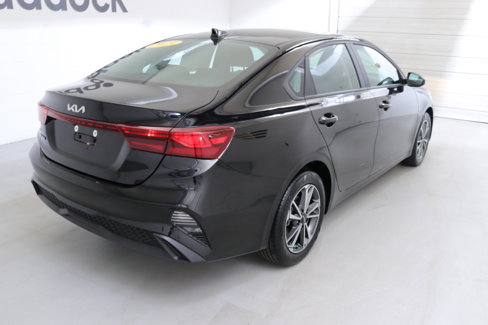 Used 2023 Kia Forte LXS image 8