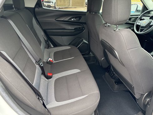 Used 2023 Chevrolet TrailBlazer LT w/ Convenience Package image 8