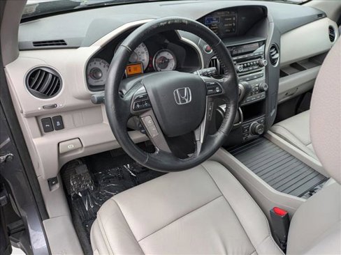 Used 2015 Honda Pilot Touring image 10