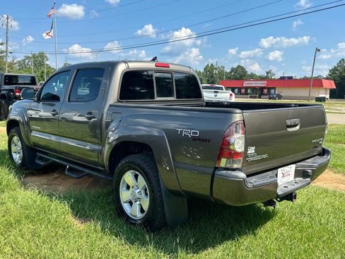 Used 2013 Toyota Tacoma PreRunner image 11