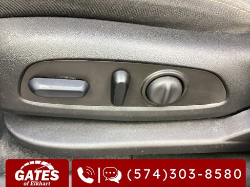 Used 2023 Chevrolet Equinox LT image 17