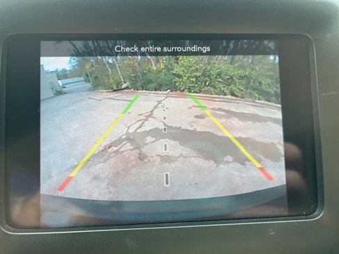 Used 2019 Jeep Cherokee Latitude w/ Popular Appearance Group image 23