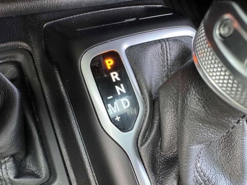 Used 2018 Jeep Wrangler Unlimited Sport S image 30