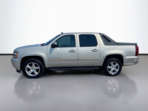 Used 2009 Chevrolet Avalanche LT w/ Convenience Package #1 image 8