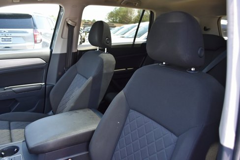 Used 2018 Volkswagen Atlas Launch Edition image 28