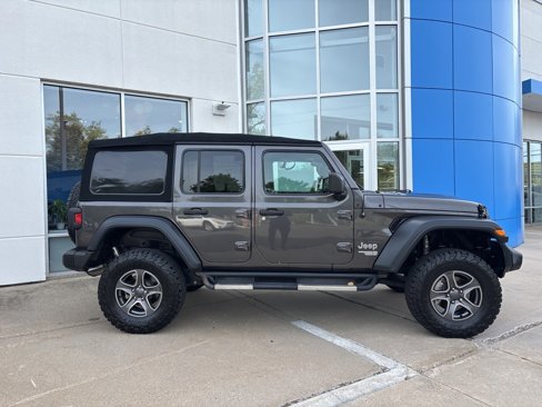Used 2019 Jeep Wrangler Unlimited Sport S image 6