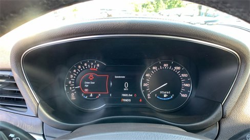 Used 2017 Lincoln MKC Reserve w/ Lincoln MKC Climate Package image 13