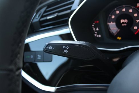 New 2025 Audi Q3 2.0T Premium image 10