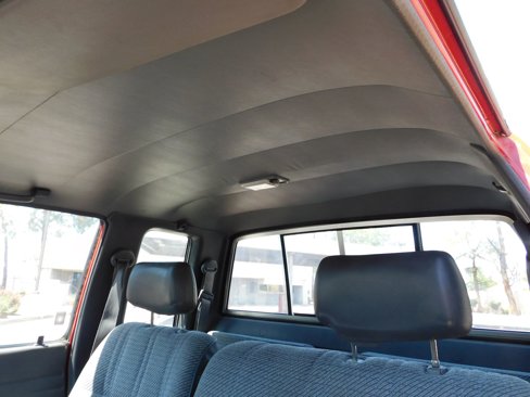 Used 1994 Toyota Pickup DX image 3