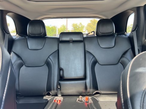 Used 2022 Jeep Cherokee Latitude Lux w/ Sun & Sound Group image 8