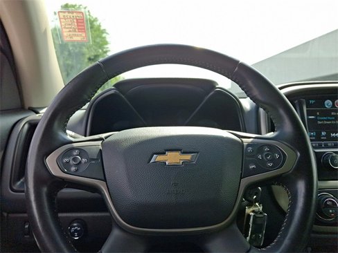Used 2017 Chevrolet Colorado Z71 image 18
