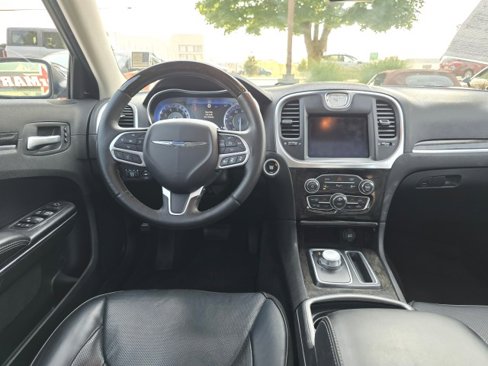 Used 2017 Chrysler 300 C w/ Safetytec Plus Group image 20