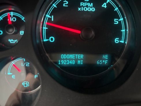 Used 2013 Chevrolet Suburban LT w/ Texas Edition image 38