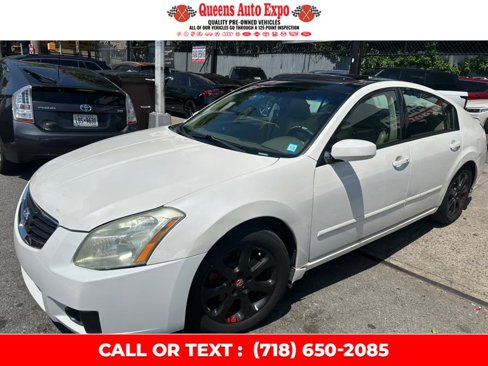 Used 2008 Nissan Maxima 3.5 SL w/ Navigation System Pkg image 2