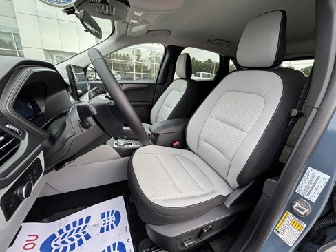 New 2025 Ford Escape Active image 13