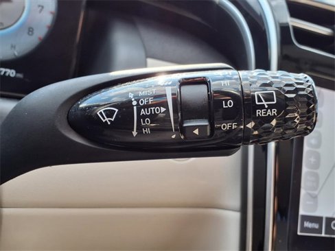 Used 2022 Hyundai Tucson Limited image 16