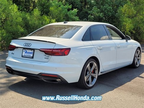 Used 2023 Audi A4 2.0T Premium Plus w/ Premium Plus Package image 3