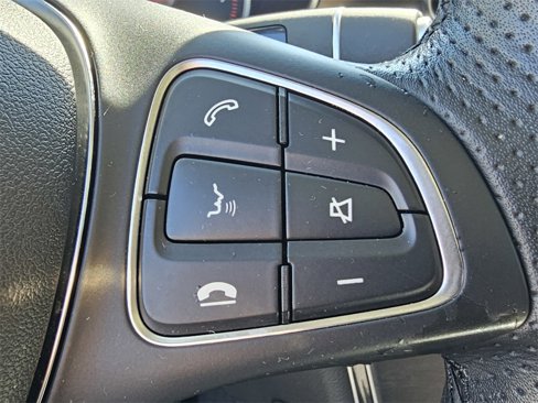 Used 2019 Mercedes-Benz GLC 300 image 21