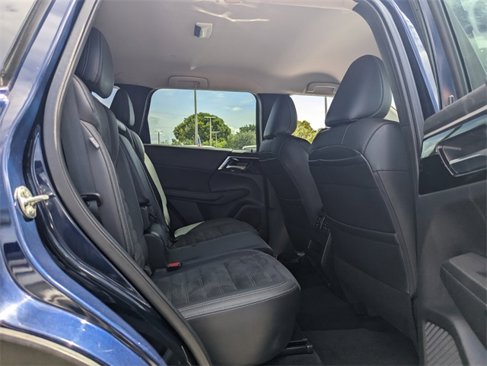 Used 2022 Mitsubishi Outlander SE image 17