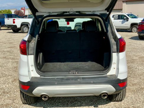 Used 2019 Ford Escape SEL image 17