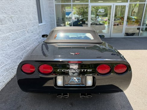 Used 1999 Chevrolet Corvette Convertible w/ Memory Pkg image 23