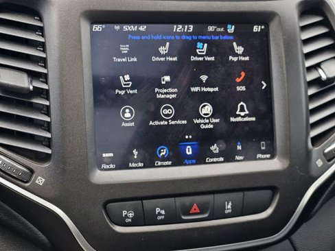 Used 2019 Jeep Cherokee Trailhawk image 26