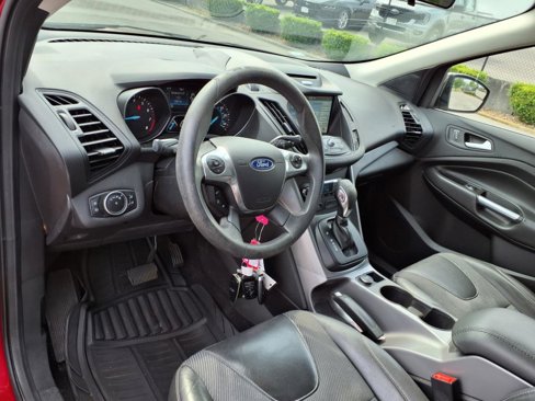 Used 2016 Ford Escape SE w/ SE Chrome Package image 8