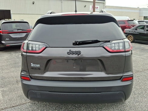 Used 2021 Jeep Cherokee Latitude Plus image 7