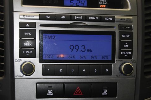 Used 2012 Hyundai Santa Fe GLS image 8