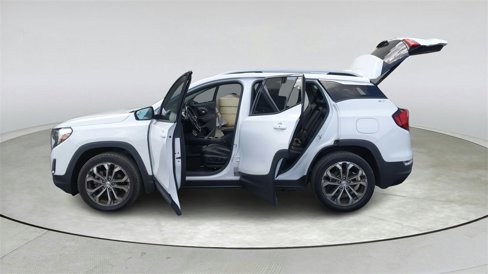 Used 2018 GMC Terrain SLT image 11