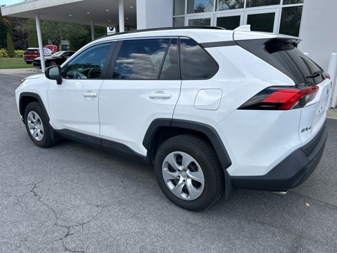 Used 2020 Toyota RAV4 LE image 3