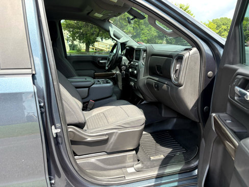 Used 2020 Chevrolet Silverado 1500 LT image 18