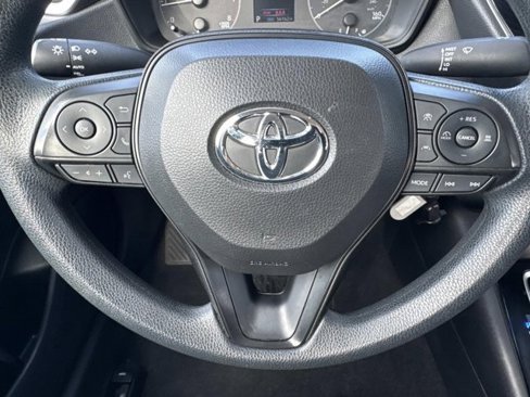 Used 2023 Toyota Corolla LE image 23