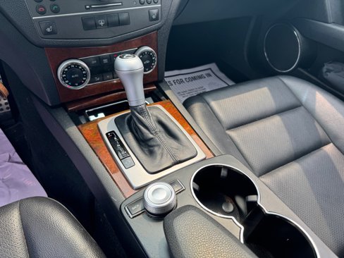 Used 2011 Mercedes-Benz C 350 Sport image 39