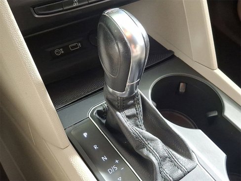 Used 2019 Volkswagen Atlas SE image 18