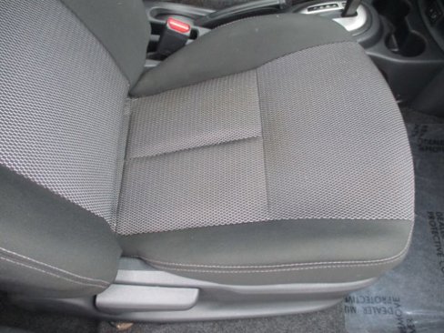 Used 2017 Nissan Versa SL image 25