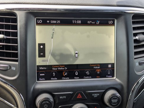 Used 2018 Jeep Grand Cherokee Limited w/ Luxury Group II image 24
