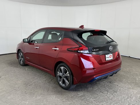 Used 2018 Nissan Leaf SV w/ SV Technology Package image 5