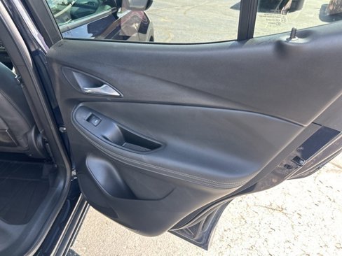 Used 2021 Buick Encore GX Select image 21