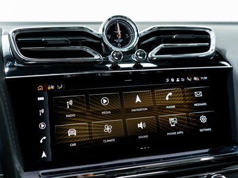 Certified 2024 Bentley Bentayga Extended Wheelbase image 38