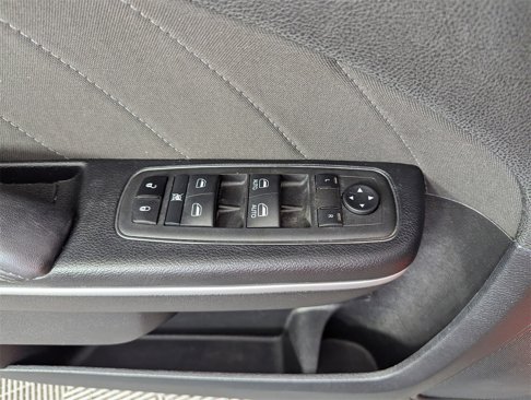Used 2022 Dodge Charger SXT image 18