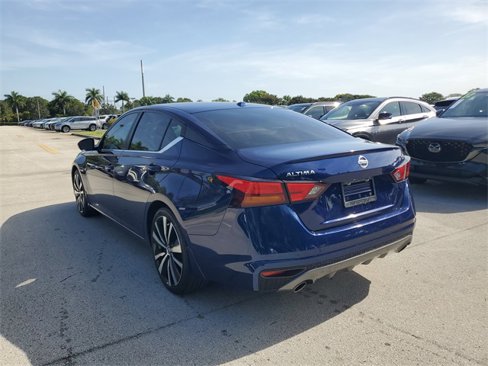Used 2019 Nissan Altima 2.5 SR image 3