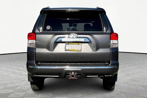 Used 2013 Toyota 4Runner SR5 image 4