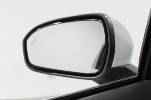Used 2019 Ford Fusion SE image 18