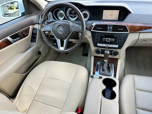 Used 2013 Mercedes-Benz C 300 4MATIC Sedan w/ Premium 1 Pkg image 12