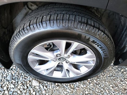 Used 2015 Toyota Highlander LE image 36