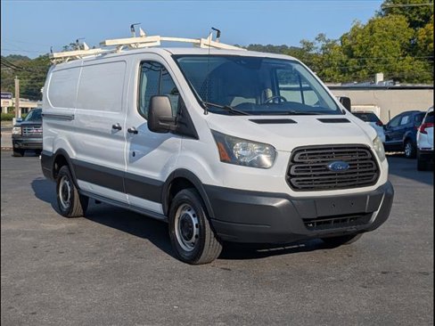 Used 2015 Ford Transit 250 130 Low Roof image 2